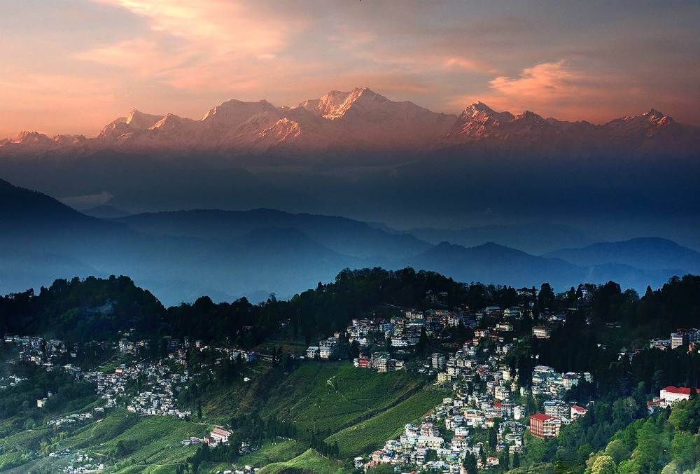 6 Must see places in Darjeeling